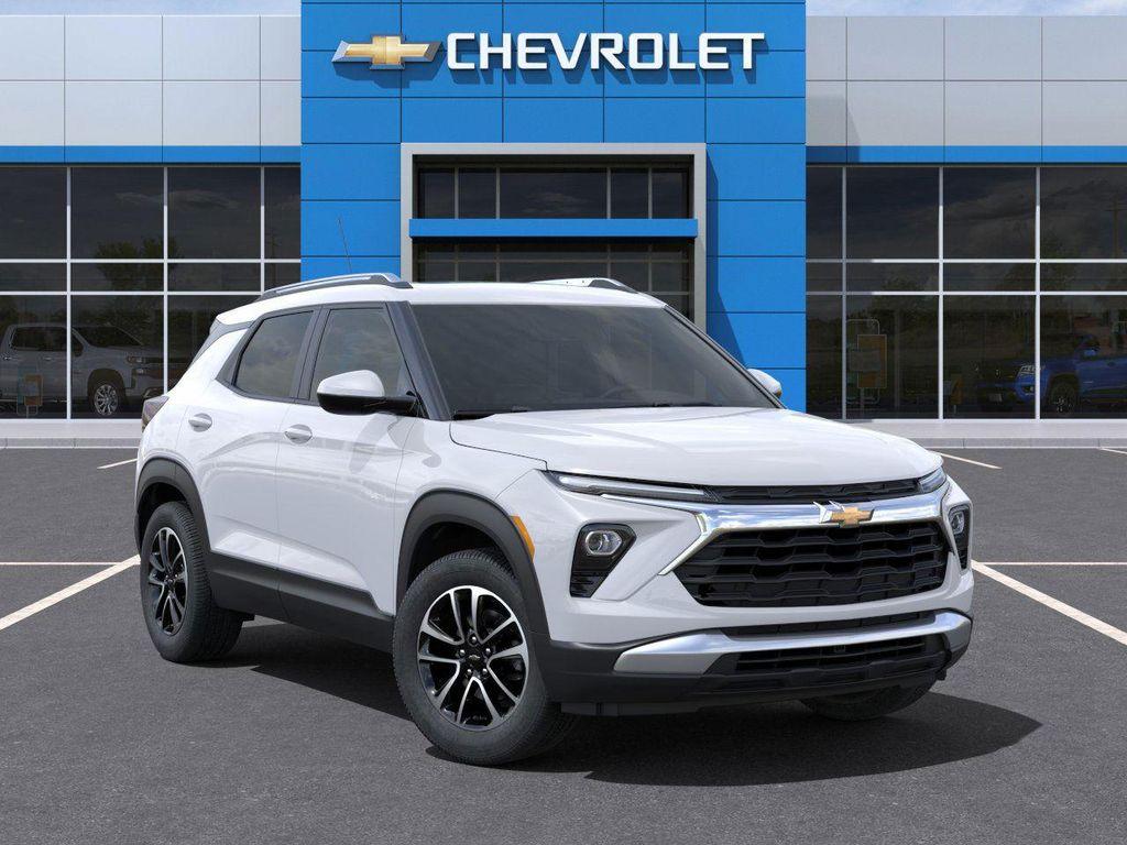 new 2025 Chevrolet TrailBlazer car, priced at $27,775