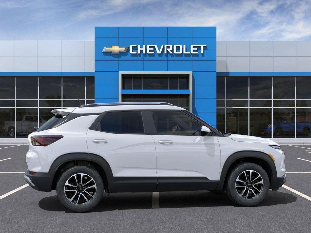new 2025 Chevrolet TrailBlazer car, priced at $27,775