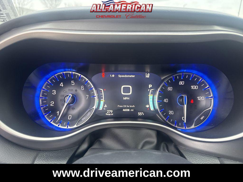 used 2025 Chrysler Pacifica car, priced at $29,787
