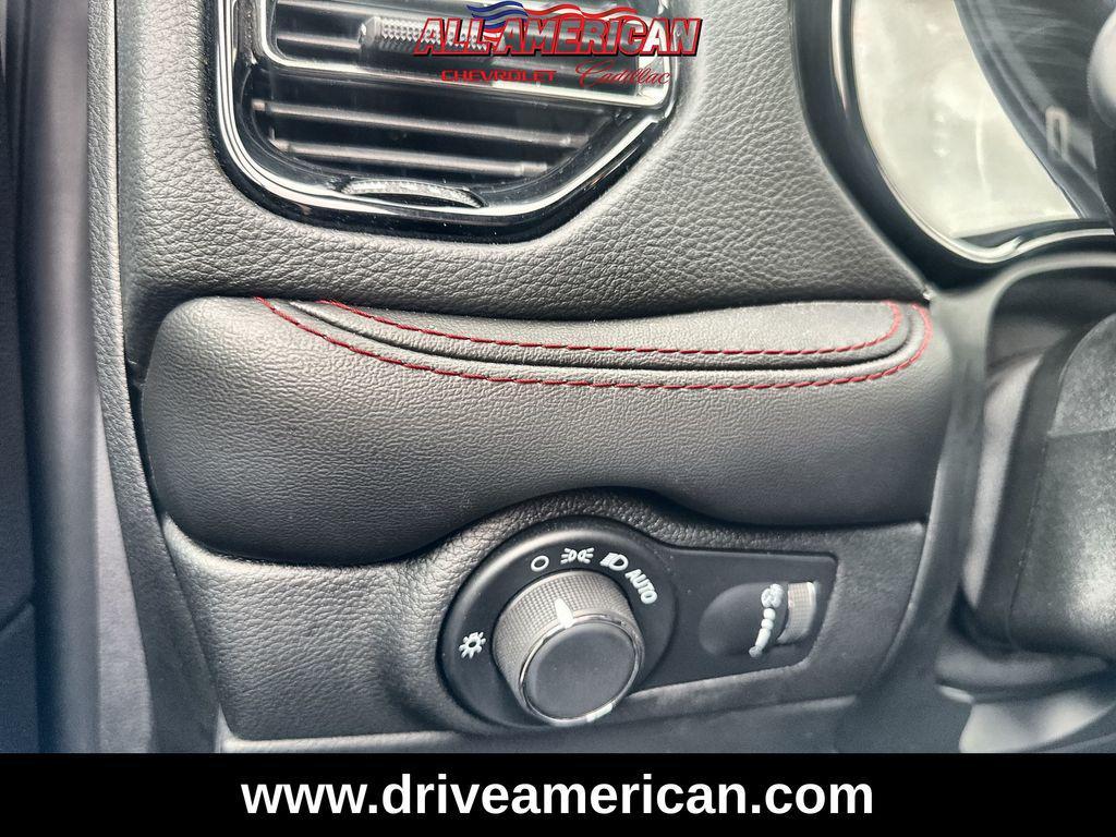 used 2025 Dodge Durango car, priced at $35,986