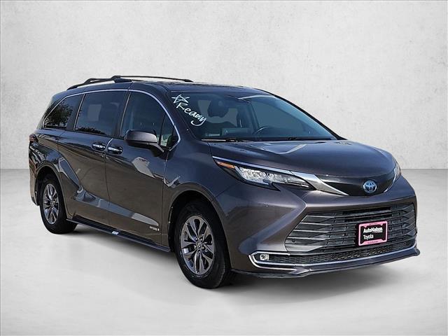 used 2021 Toyota Sienna car, priced at $32,601