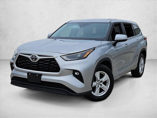 used 2023 Toyota Highlander car, priced at $31,491
