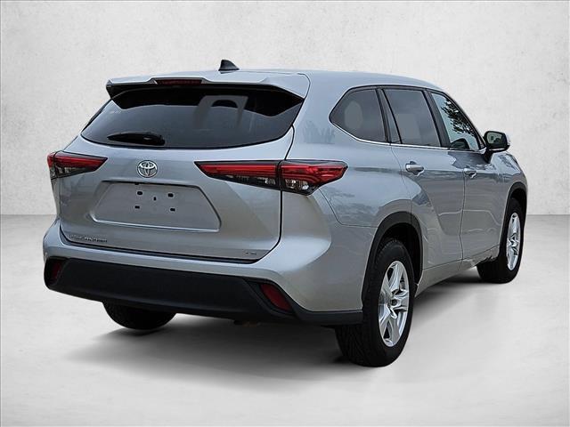 used 2023 Toyota Highlander car, priced at $31,491