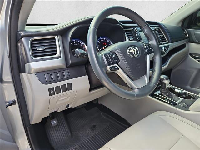 used 2016 Toyota Highlander car, priced at $18,728