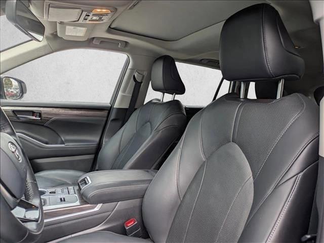 used 2020 Toyota Highlander car, priced at $27,991