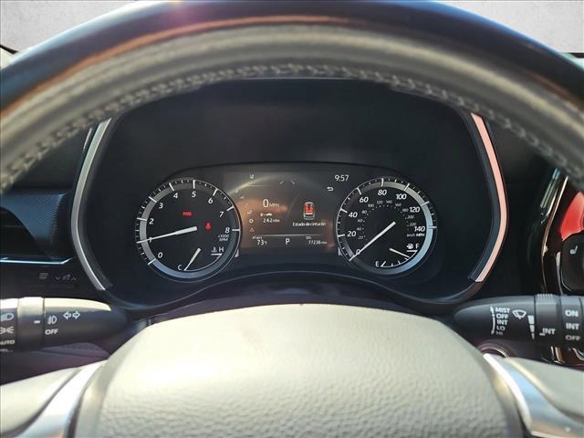 used 2021 Toyota Highlander car, priced at $31,216