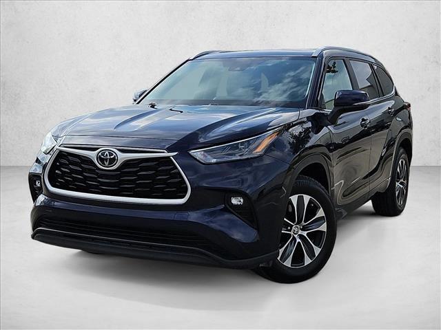 used 2024 Toyota Highlander car, priced at $36,491