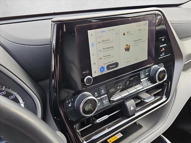 used 2024 Toyota Highlander car, priced at $36,491