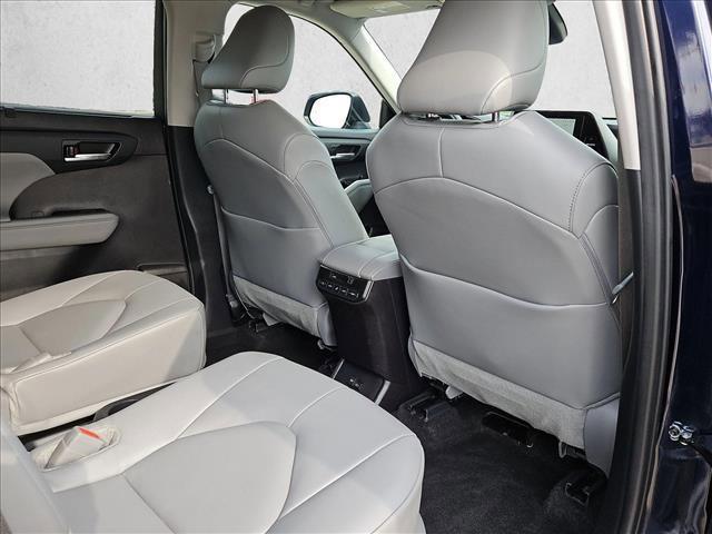 used 2024 Toyota Highlander car, priced at $36,491