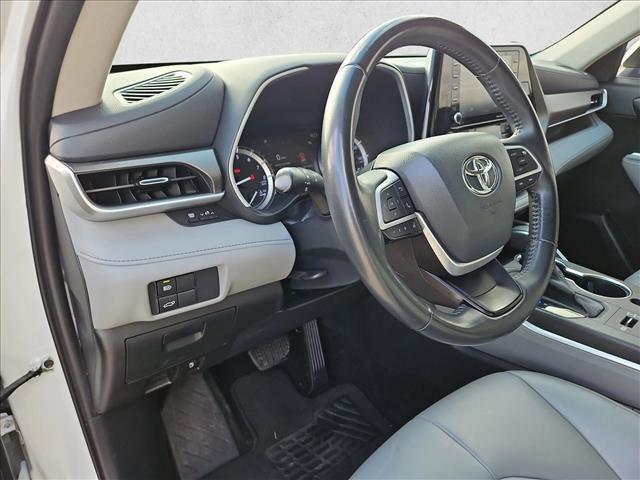 used 2022 Toyota Highlander car, priced at $29,705