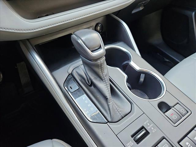 used 2022 Toyota Highlander car, priced at $29,705