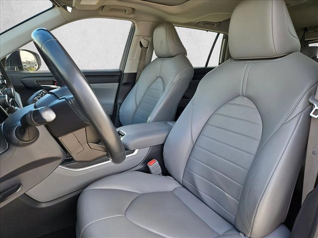 used 2022 Toyota Highlander car, priced at $29,705