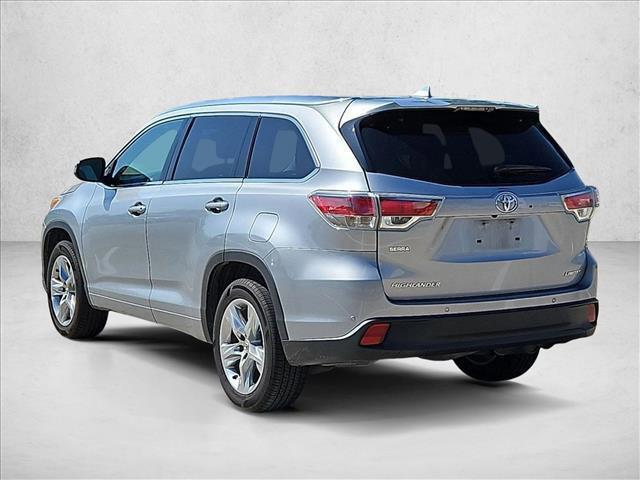 used 2015 Toyota Highlander car, priced at $19,216