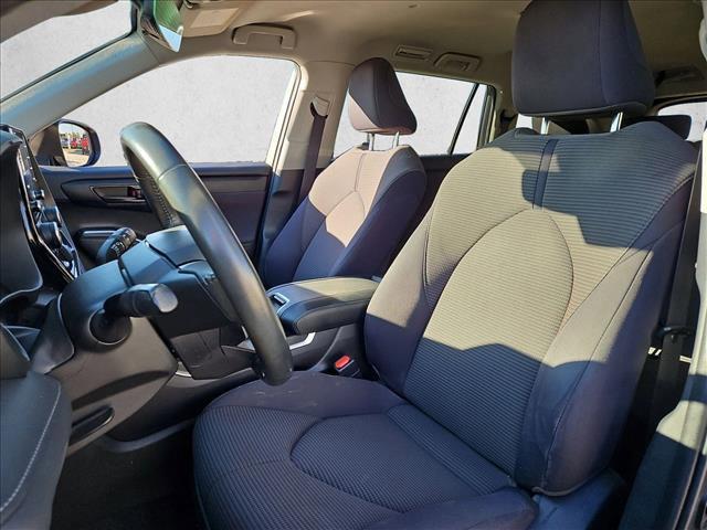 used 2022 Toyota Highlander car, priced at $29,991