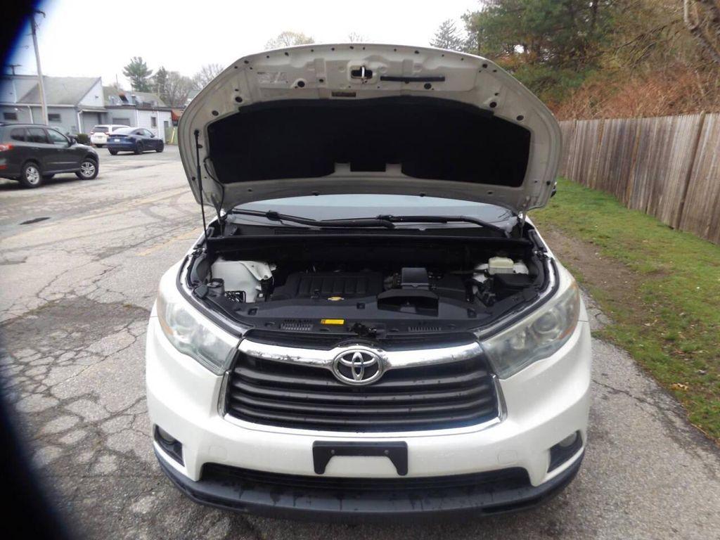 used 2015 Toyota Highlander car, priced at $19,950