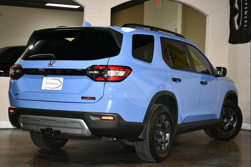 used 2025 Honda Pilot car, priced at $45,500