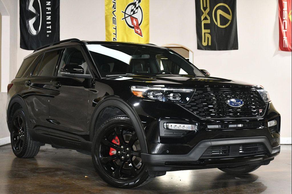 used 2023 Ford Explorer car, priced at $44,978