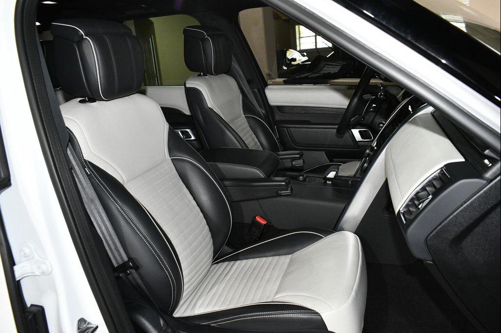 used 2021 Land Rover Discovery car, priced at $35,978