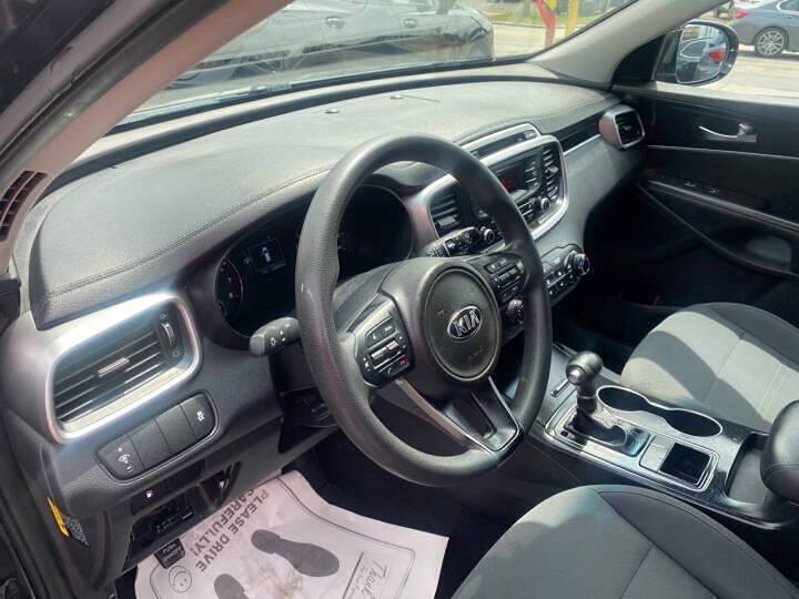used 2017 Kia Sorento car, priced at $9,275