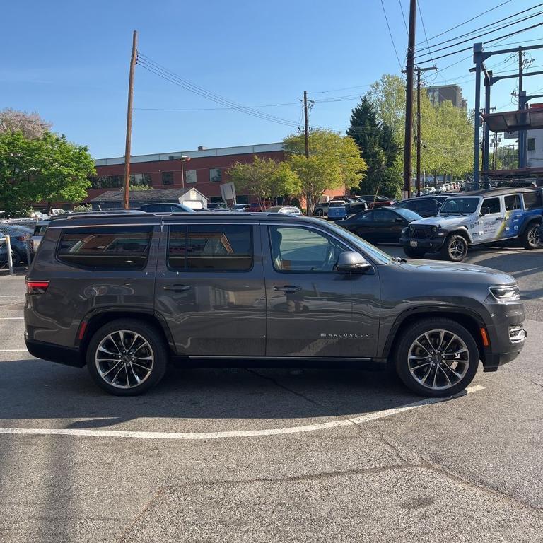 used 2022 Jeep Wagoneer car, priced at $35,990
