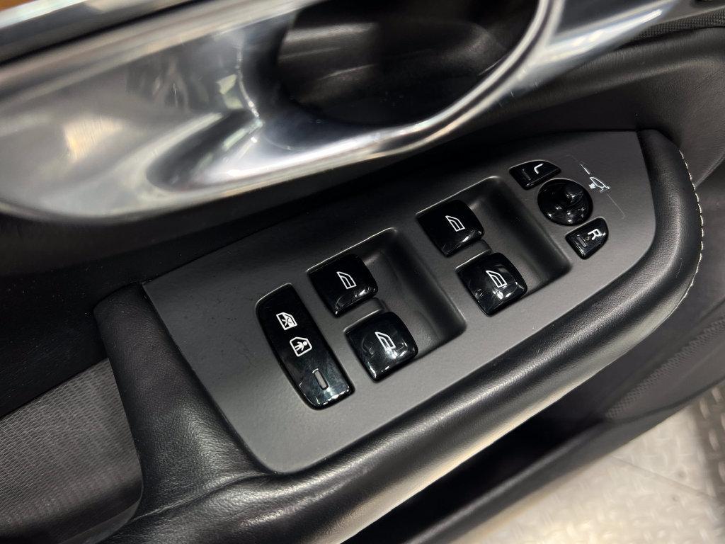 used 2018 Volvo XC90 car, priced at $19,271