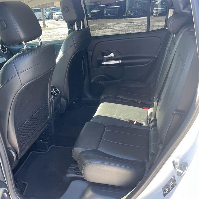 used 2021 Mercedes-Benz GLB 250 car, priced at $21,400