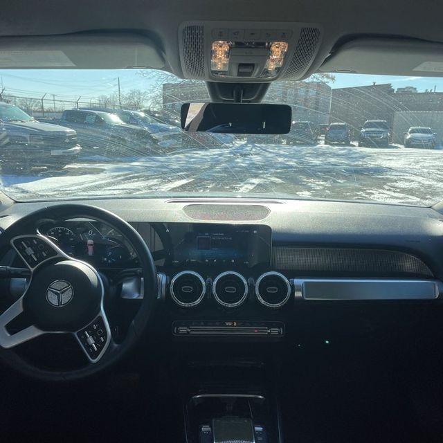 used 2021 Mercedes-Benz GLB 250 car, priced at $21,400