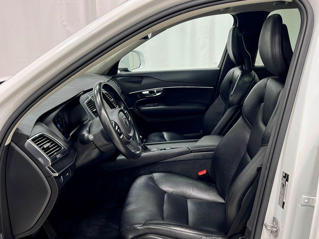 used 2020 Volvo XC90 car, priced at $20,848