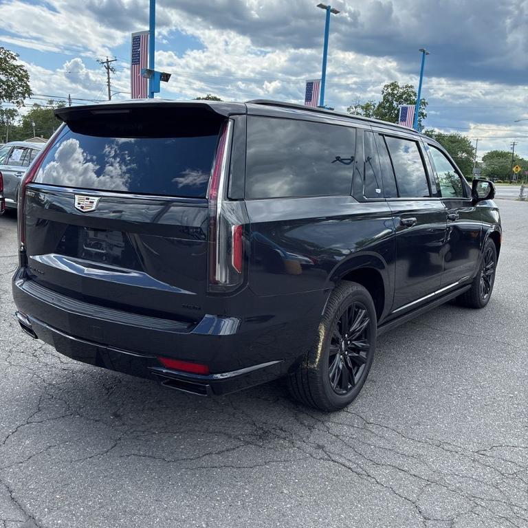 used 2022 Cadillac Escalade ESV car, priced at $60,256