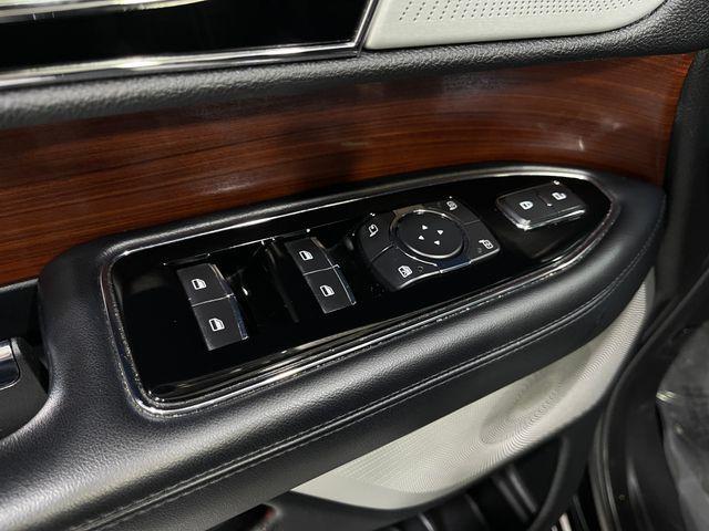 used 2020 Lincoln Navigator car, priced at $30,640