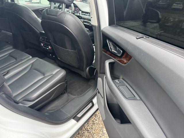 used 2018 Audi Q7 car, priced at $17,300