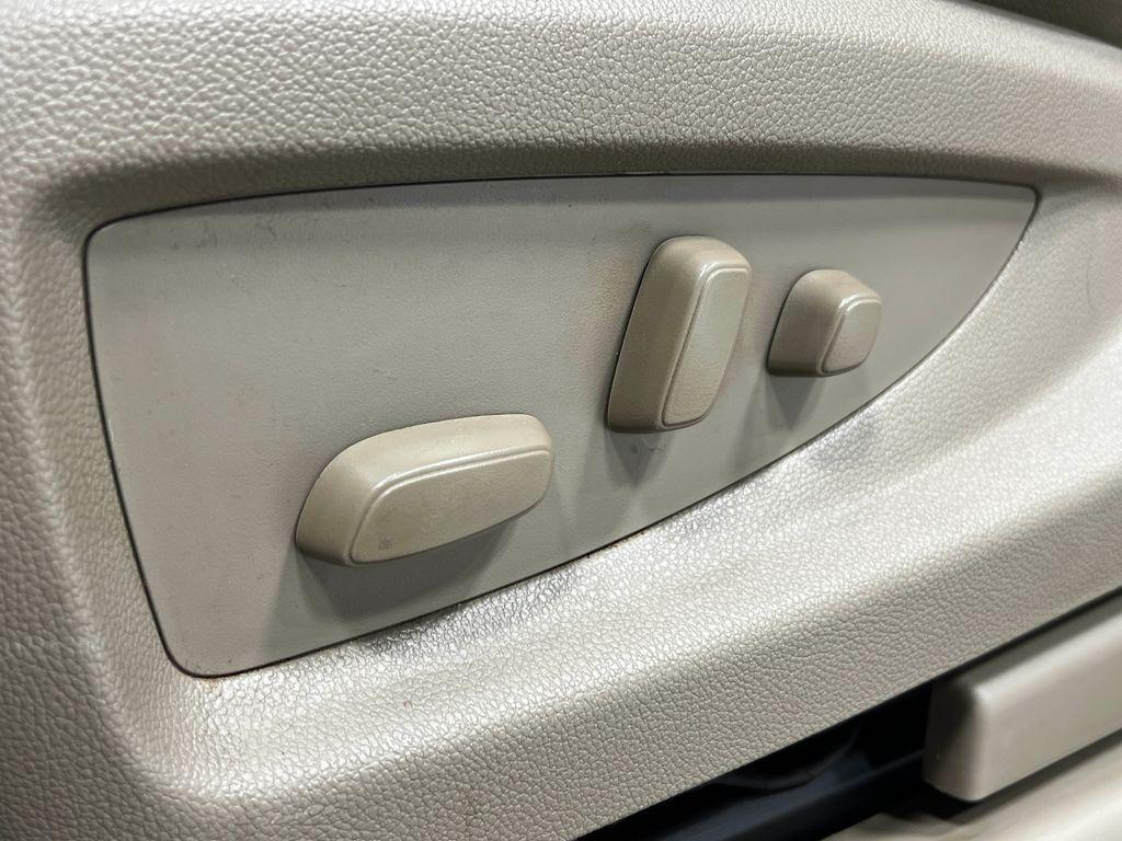 used 2019 GMC Yukon car, priced at $18,900