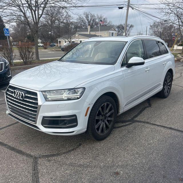 used 2018 Audi Q7 car, priced at $18,810