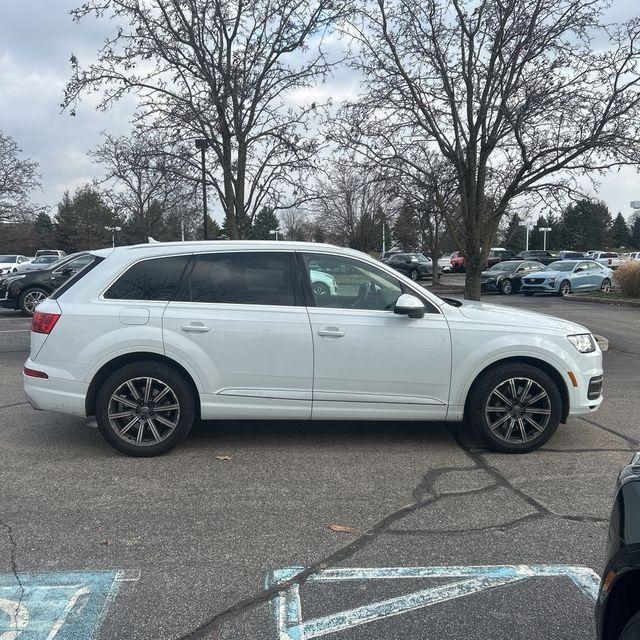 used 2018 Audi Q7 car, priced at $18,810