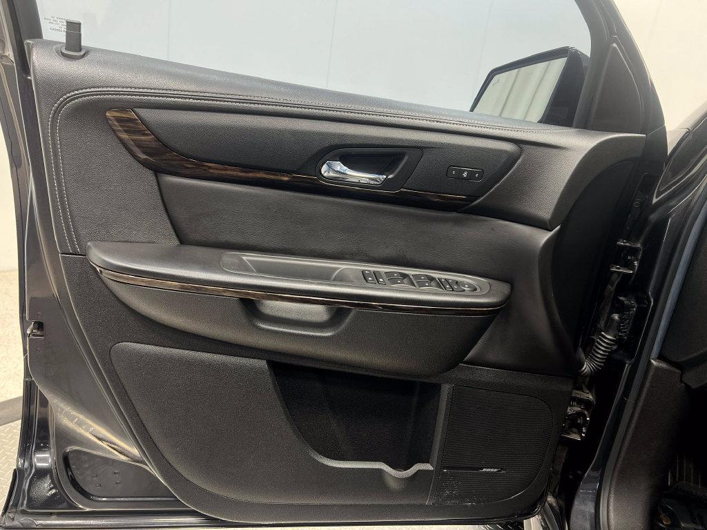 used 2015 GMC Acadia car, priced at $9,761