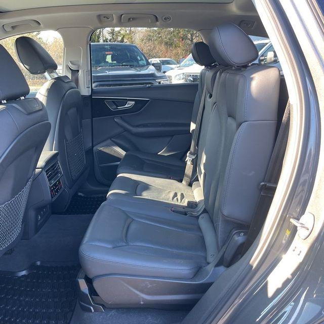 used 2021 Audi Q7 car, priced at $24,300