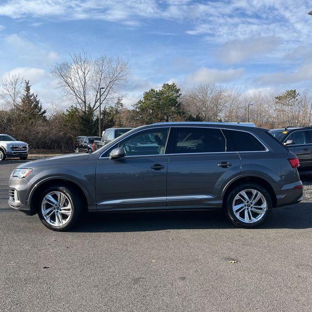 used 2021 Audi Q7 car, priced at $24,300