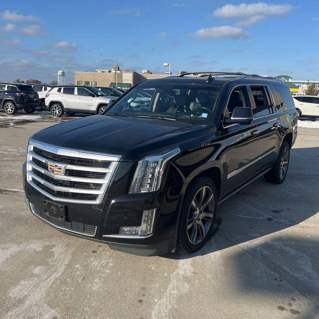 used 2015 Cadillac Escalade ESV car, priced at $21,780