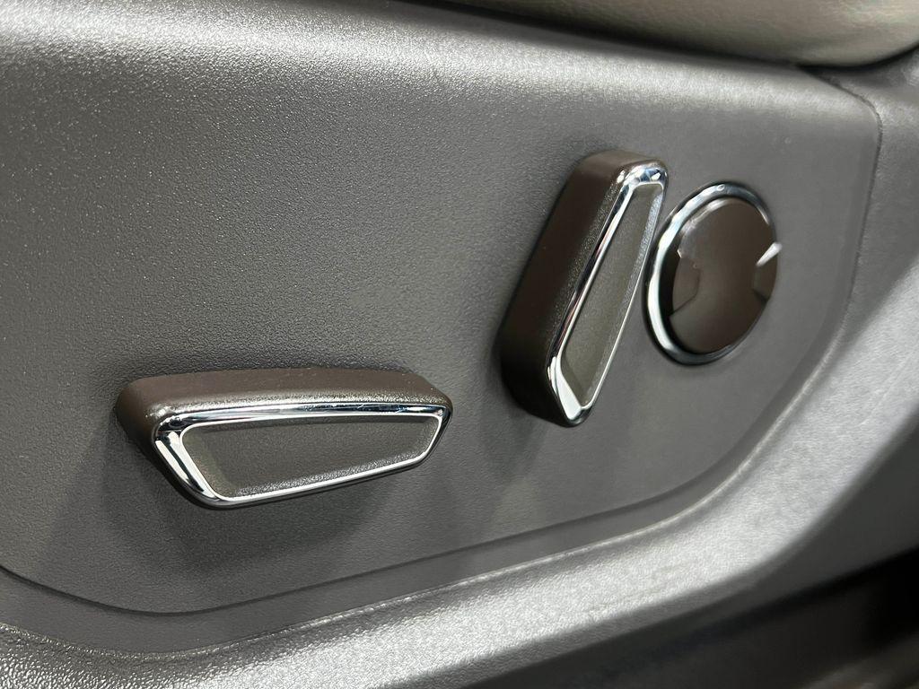 used 2021 Ford Expedition car, priced at $38,890