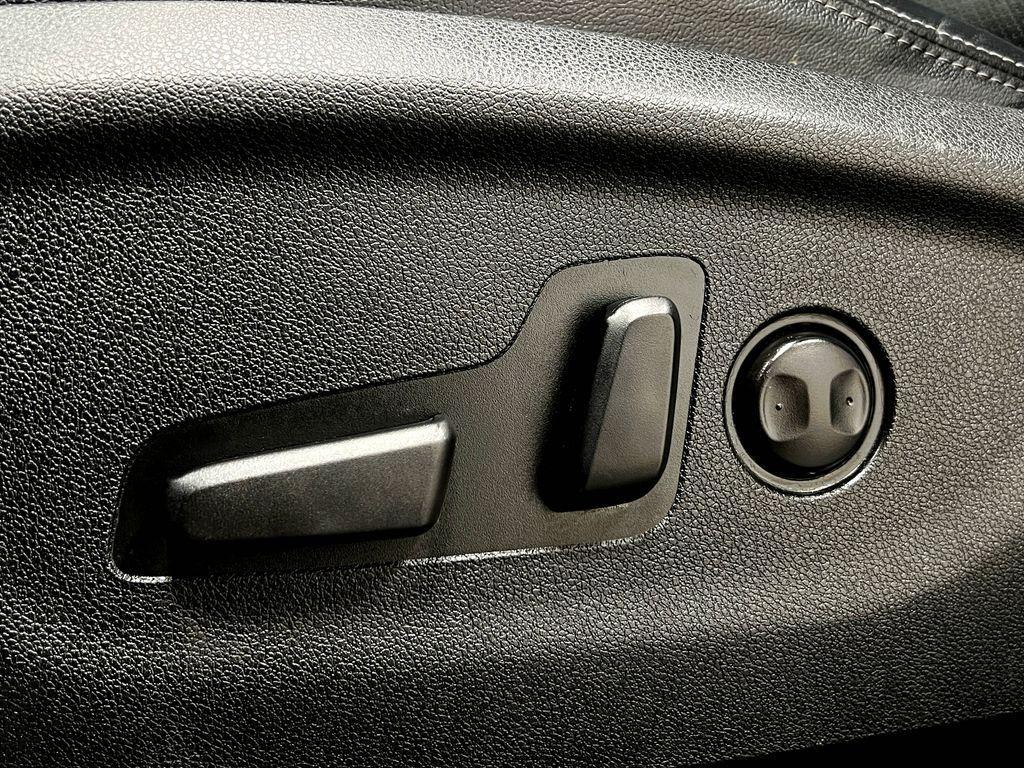 used 2019 Kia Sorento car, priced at $18,161