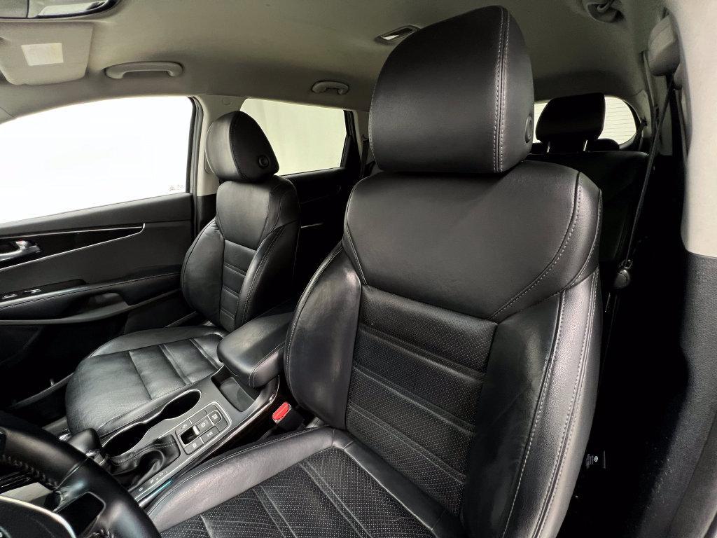 used 2019 Kia Sorento car, priced at $17,761