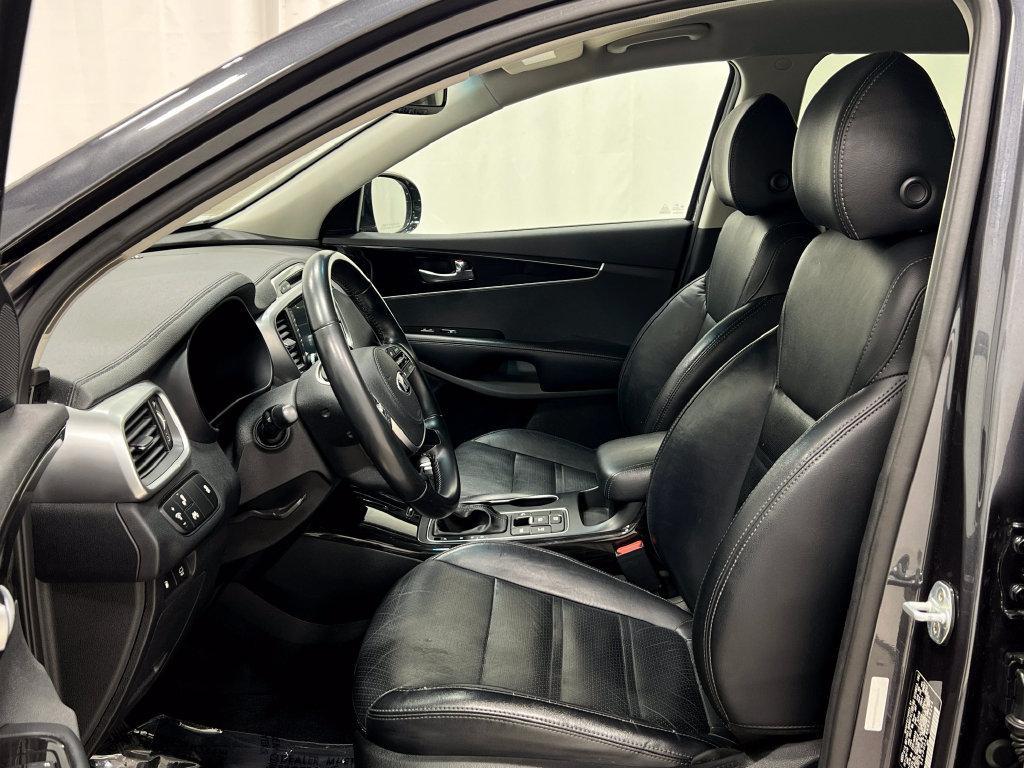 used 2019 Kia Sorento car, priced at $17,761