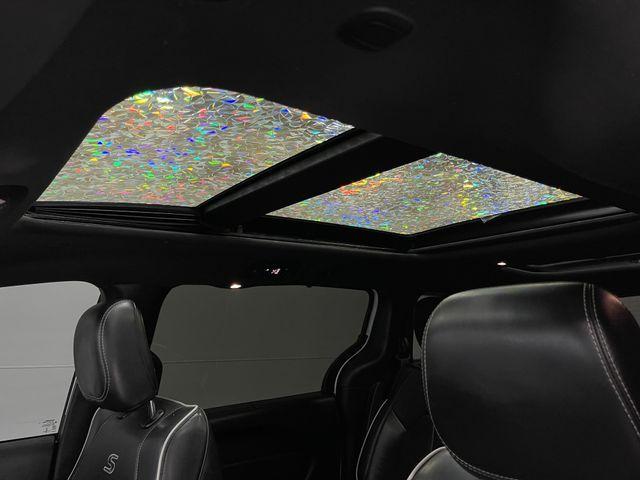 used 2021 Chrysler Pacifica Hybrid car, priced at $21,220