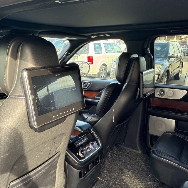used 2019 Lincoln Navigator L car, priced at $32,300