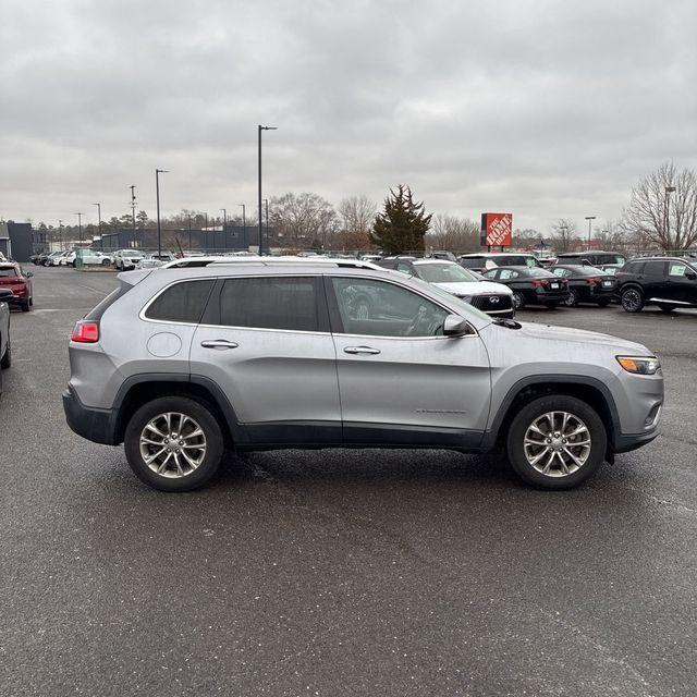 used 2019 Jeep Cherokee car, priced at $12,775