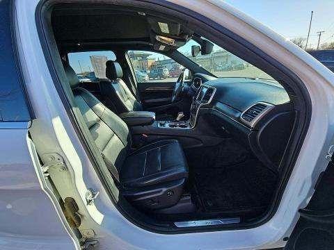 used 2017 Jeep Grand Cherokee car, priced at $15,650