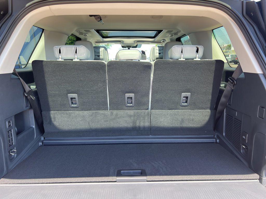 new 2026 Ford Expedition car, priced at $75,339