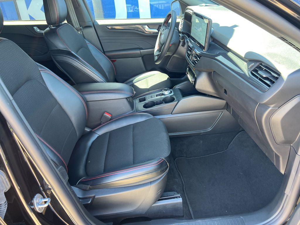 used 2025 Ford Escape car, priced at $24,563