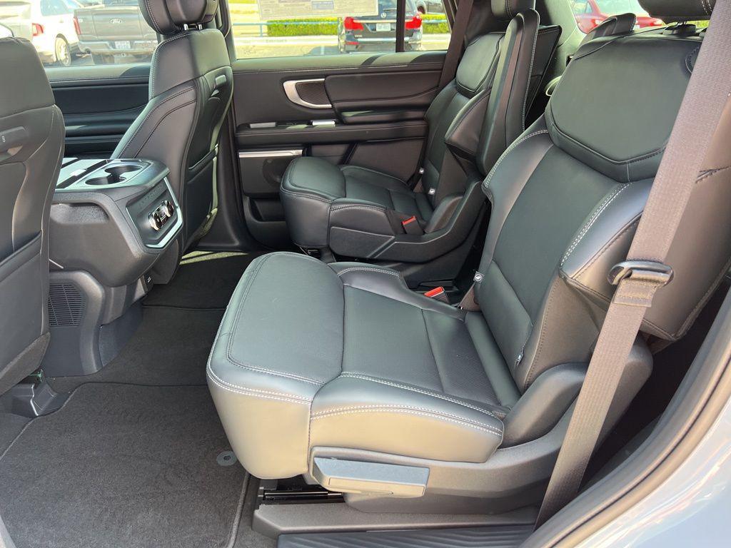new 2026 Ford Expedition car, priced at $75,213