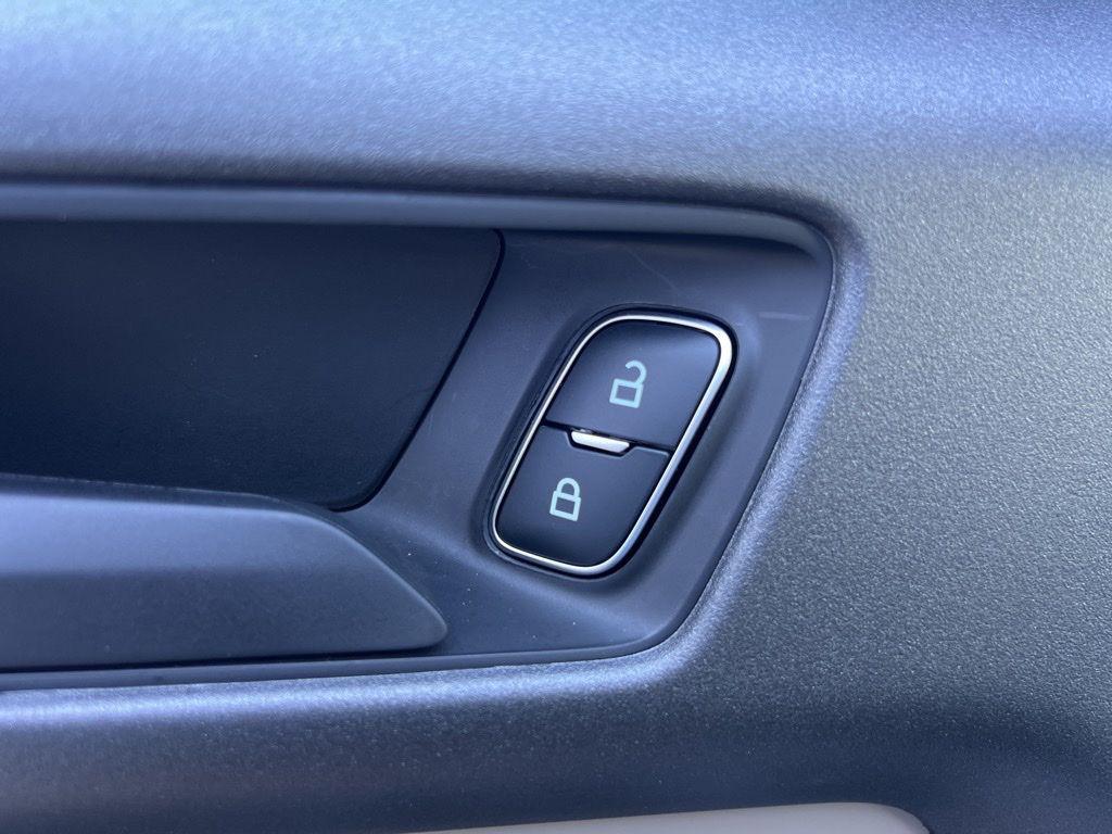 new 2025 Ford Bronco Sport car, priced at $27,445